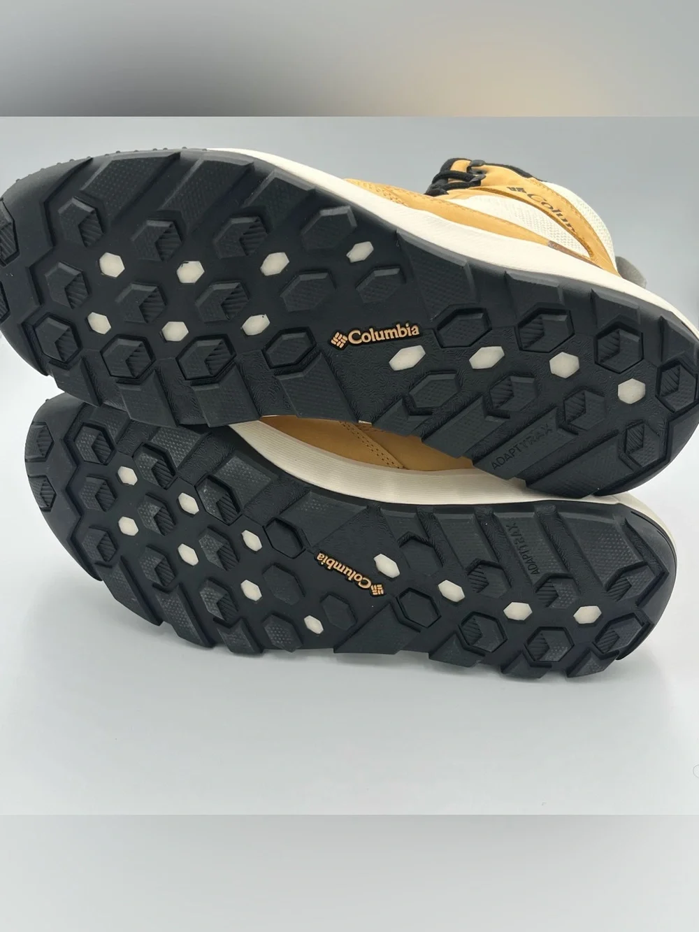 Columbia Hawthorn Plain FS Omni Heat Waterproof BootsMen’s 10.5 Wheat Brn Cream